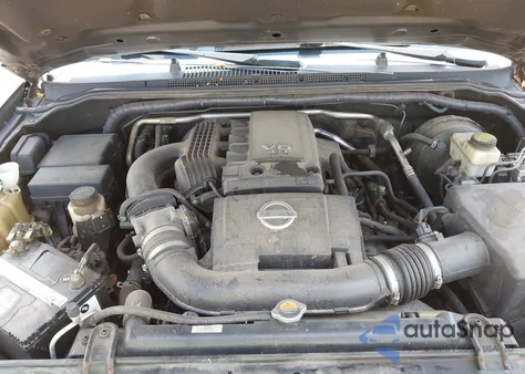 2015 Nissan Frontier Pro-4X z USA, uszkodzony, nr VIN 1N6AD0EV5FN706953